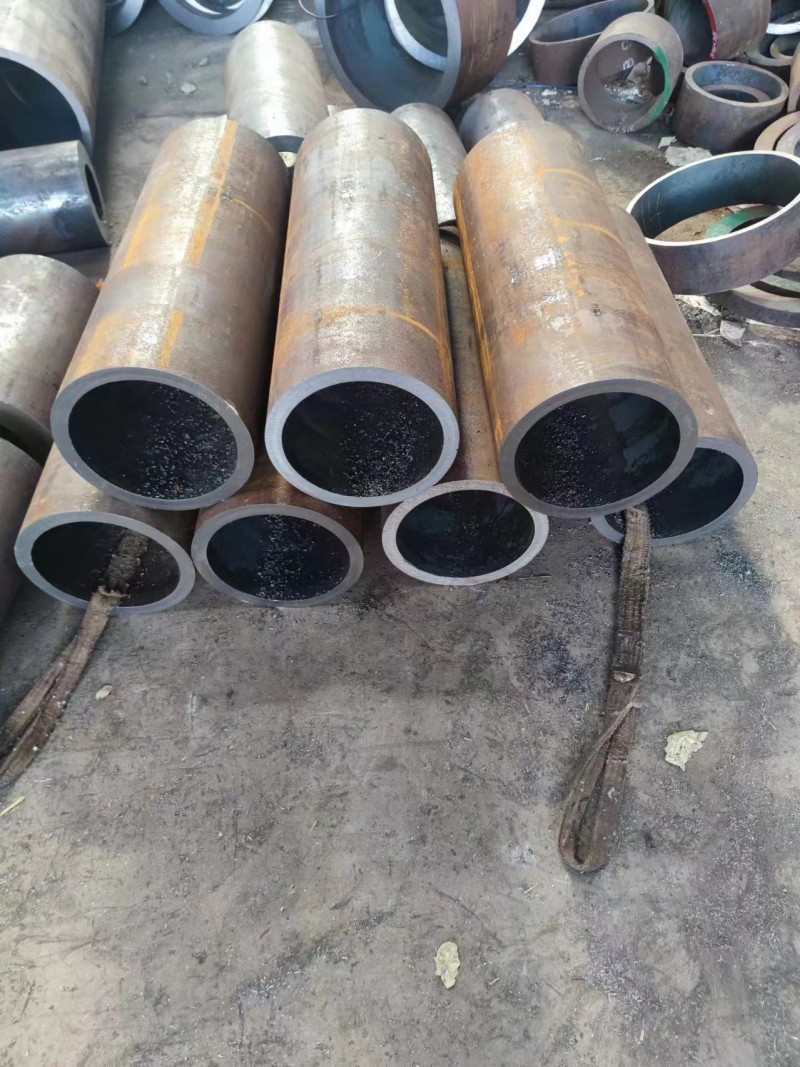 同德同德同德12Cr1MovG无缝钢管切割